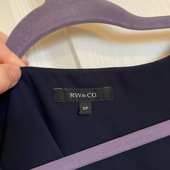 RW&CO Blouse - Picture 4 of 5